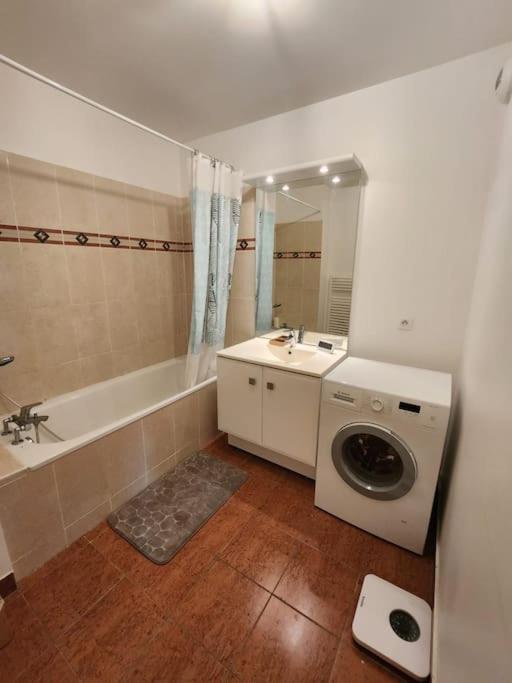 Appartement 2 Pieces 5Min Gare Val D'Europe Parking Inclus Montévrain Dış mekan fotoğraf