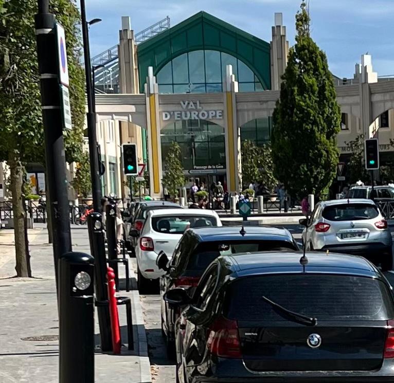 Appartement 2 Pieces 5Min Gare Val D'Europe Parking Inclus Montévrain Dış mekan fotoğraf